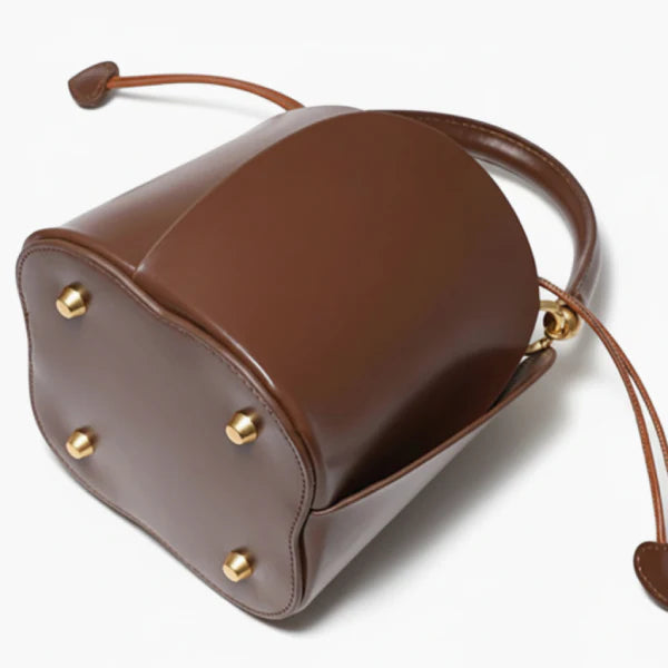 VICIDERCI Althea vegan leather bucket bag in brown detail view