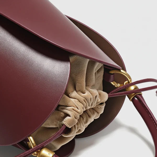VICIDERCI Althea vegan leather bucket bag inside view