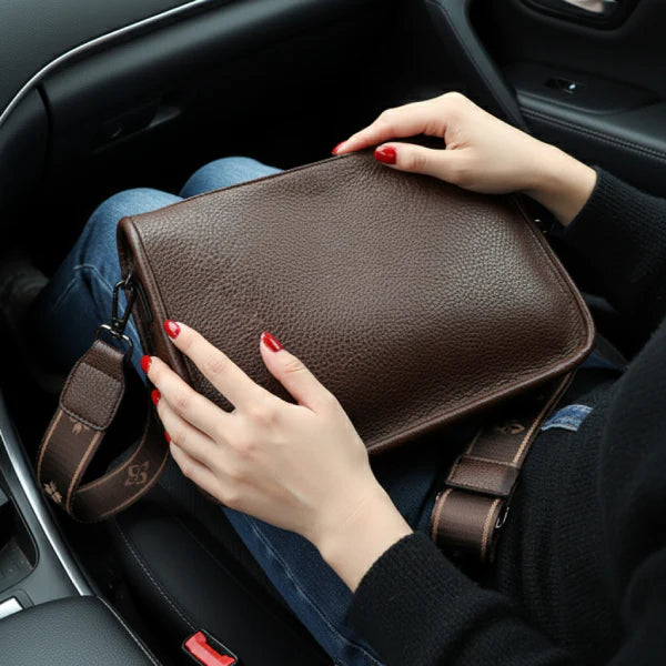 VICIDERCI Auralis vegan leather crossbody bag in brown model view