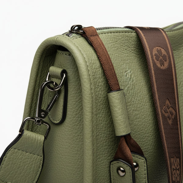VICIDERCI Auralis vegan leather crossbody bag in green detail view