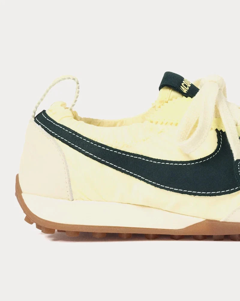 Jacquemus - Moon (Women's)